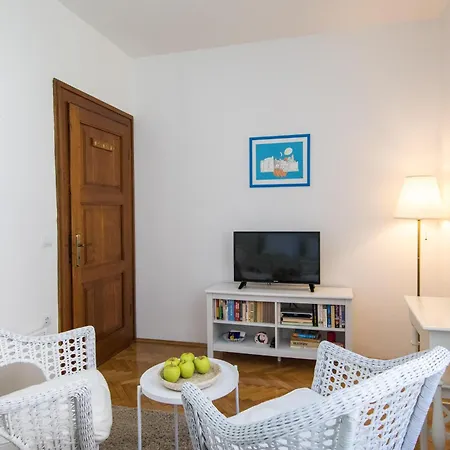 Rego Apartment