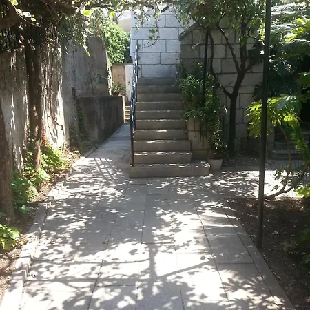Rego Apartment *